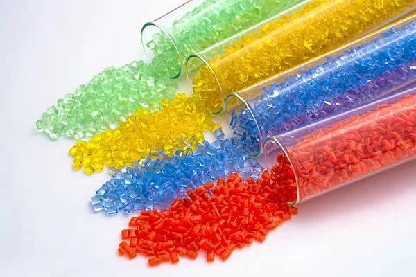 A Comprehensive Guide to Utilizing Polymer Blends in Injection Molding